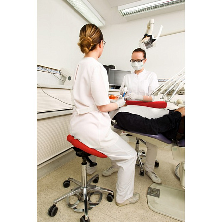 Salli Light - эргономичный стул врача-стоматолога с чехлом из ткани, полиуретан