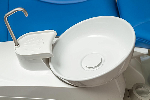 MERCURY 550 - стоматологическая установка с нижней подачей инструментов