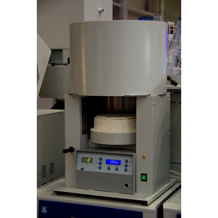 ЭМП 12.0 ПНЕВМО - электрическая муфельная печь с вертикальной загрузкой до 3 опок Х9 или 7 опок Х6